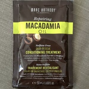 Marc Anthony Repairing Macademia Oil Conditioniner